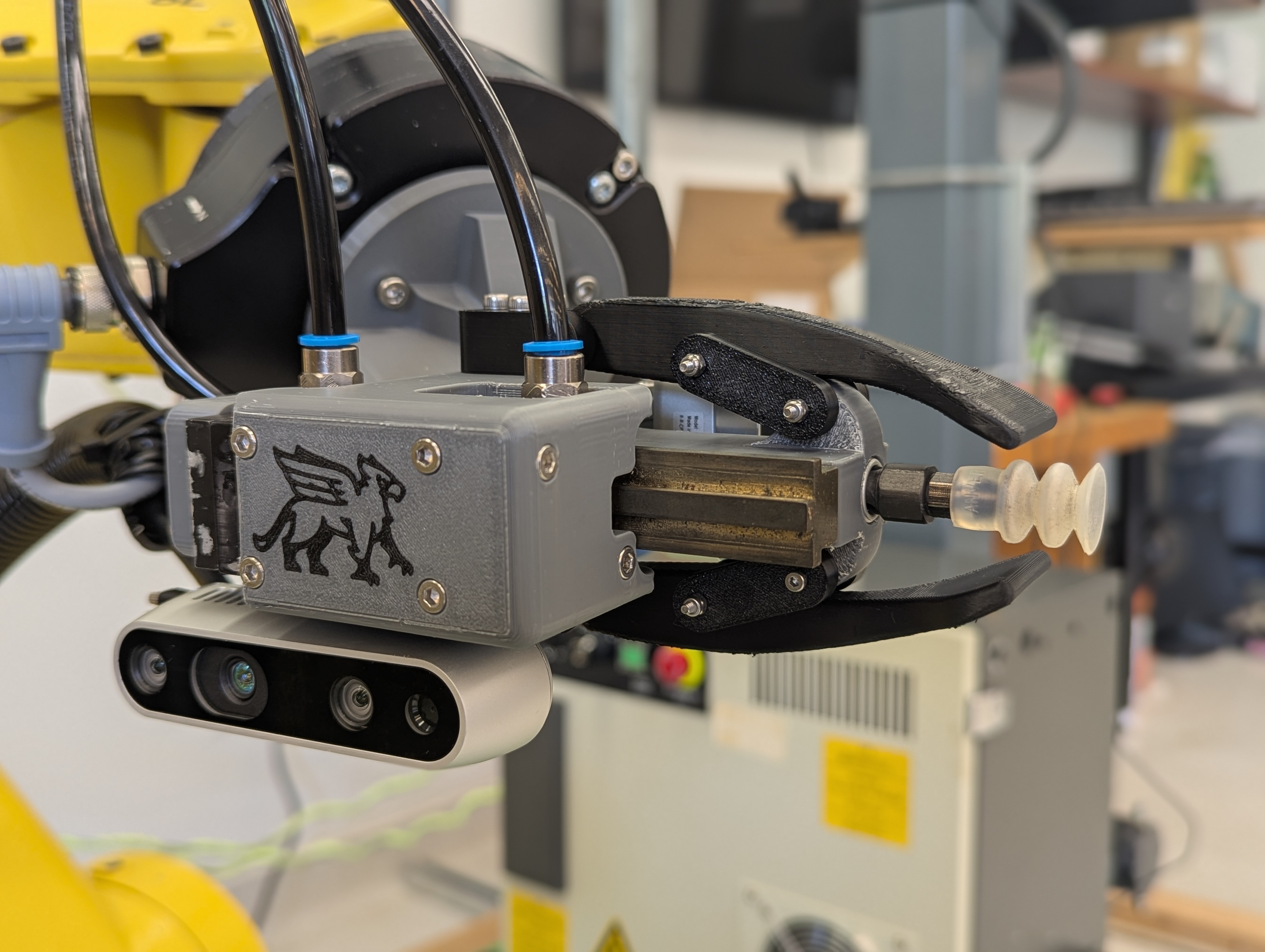GIGAS: Intelligent High-Wire Greenhouse Harvesting Robot
